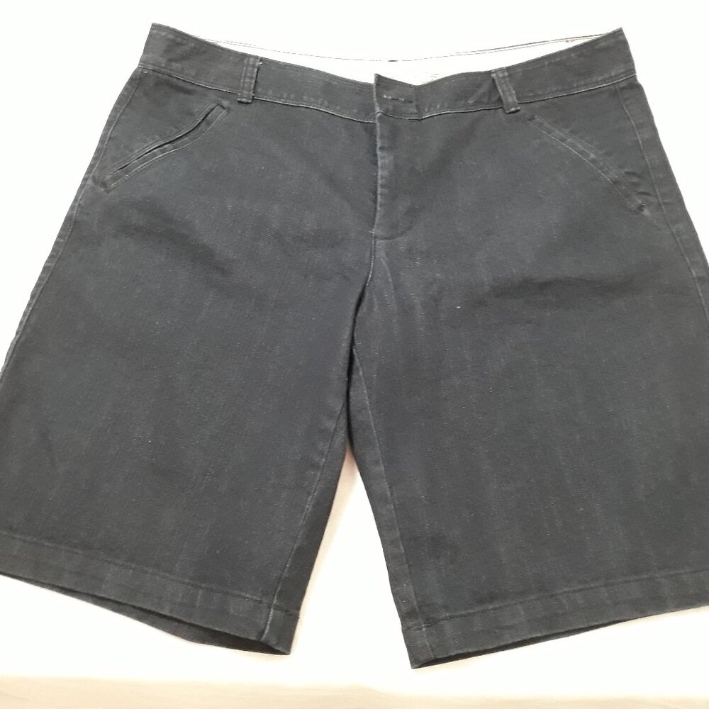 Dockers Navy Shorts - Bermuda Length - Size 16